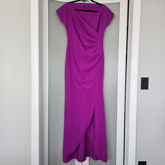 Chiara Boni La Petit Robe